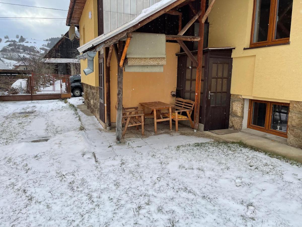 Chalupa U Tomasa Lúčky Buitenkant foto