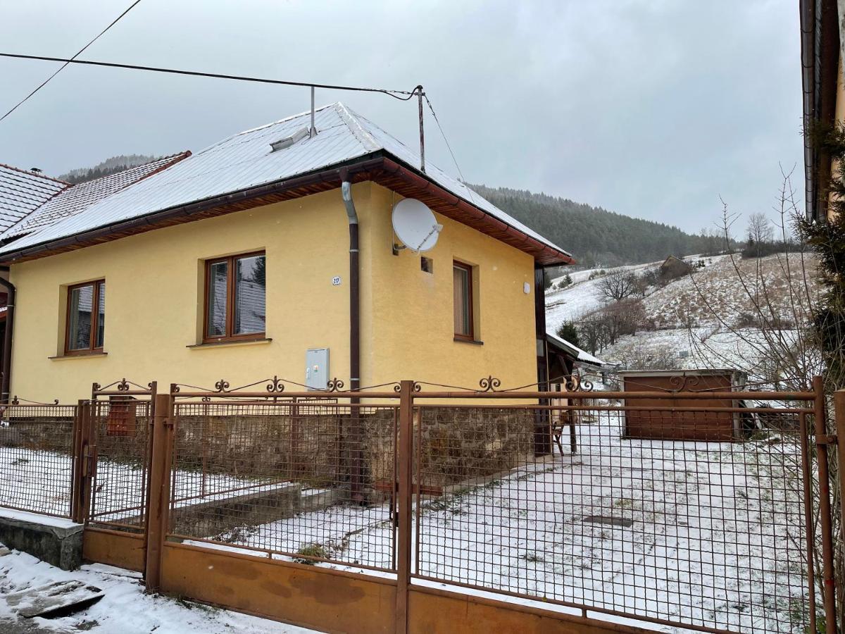 Chalupa U Tomasa Lúčky Buitenkant foto